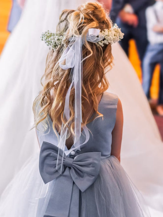 Beyond Cute: How Flower Girl Dresses Steal Hearts & Tie Your Wedding Look Together