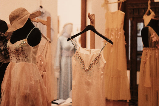 Festive Color Bridesmaid Dresses: Red, Green & Gold for Holiday Nuptials