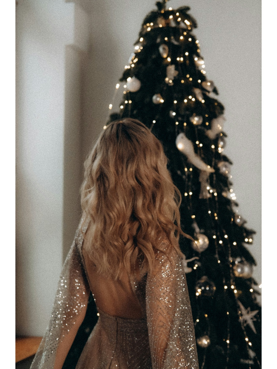 Holiday Evening Dress Accessories: Elevate Your Look with Jewelry & Outerwear