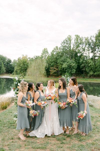 What Bridesmaid Dresses are Best for My Wedding Theme?