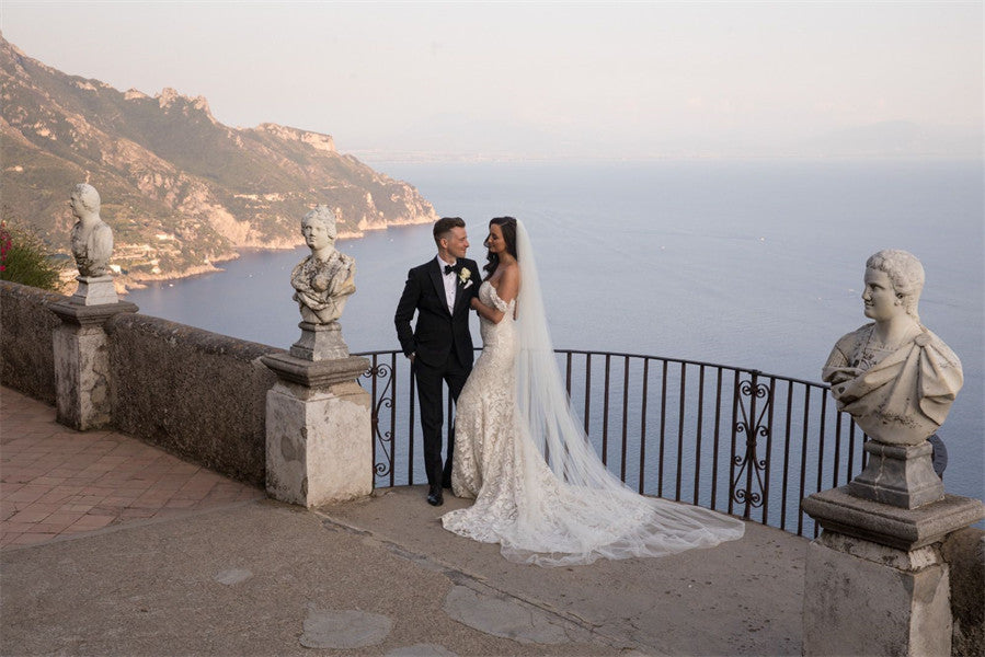 Harmonizing Bridesmaid Dresses with the Bridal Gown: Achieve a Coordinated Wedding Aesthetic