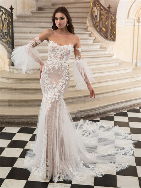 Melding Traditional and Contemporary Elements into Bridesmaid Dresses