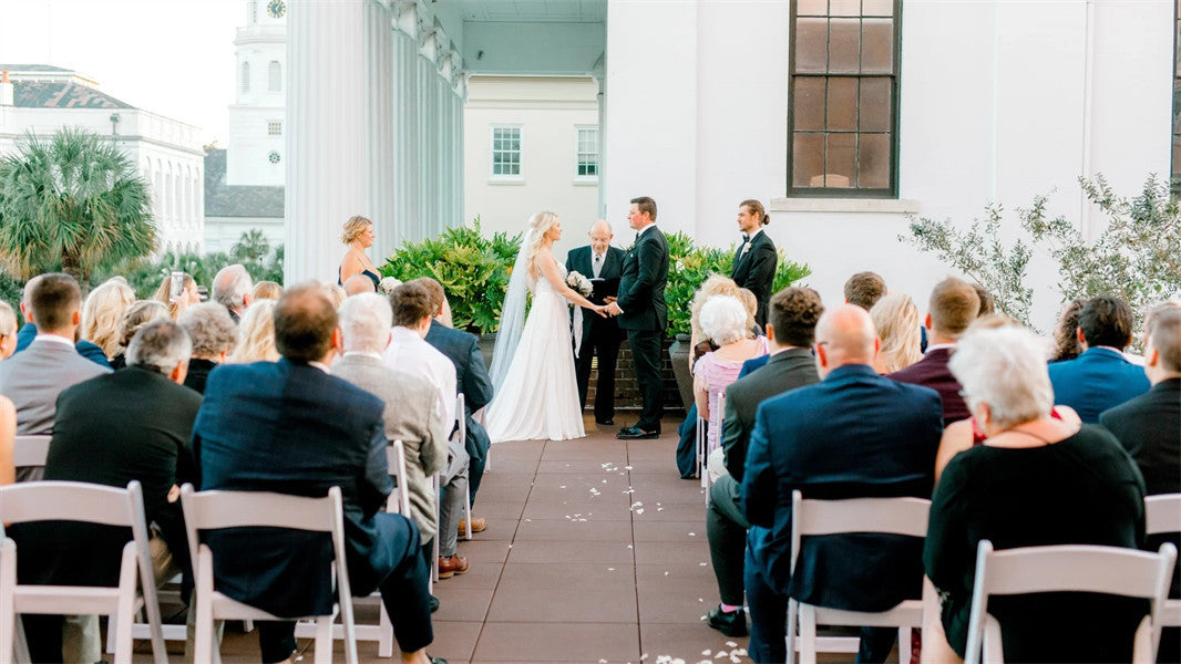 Mixing Tradition and Modernity: the Latest Bridesmaid Dress Trend