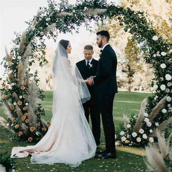 Personalizing Bridesmaid Dresses: The Art and Process of Custom Tailoring