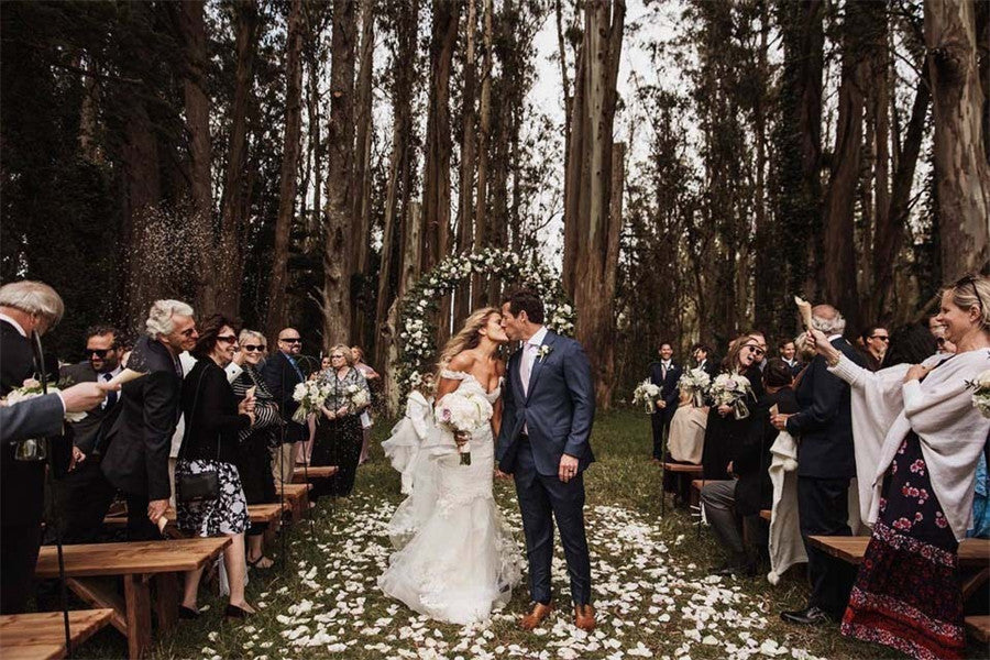 Engaging Elegance: Engaging Elements of Bridesmaid Dress Design