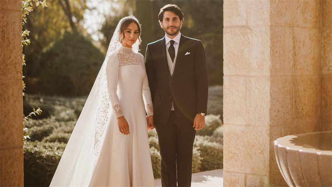 Virtual Reality Weddings and the Bridesmaid Dress Experience