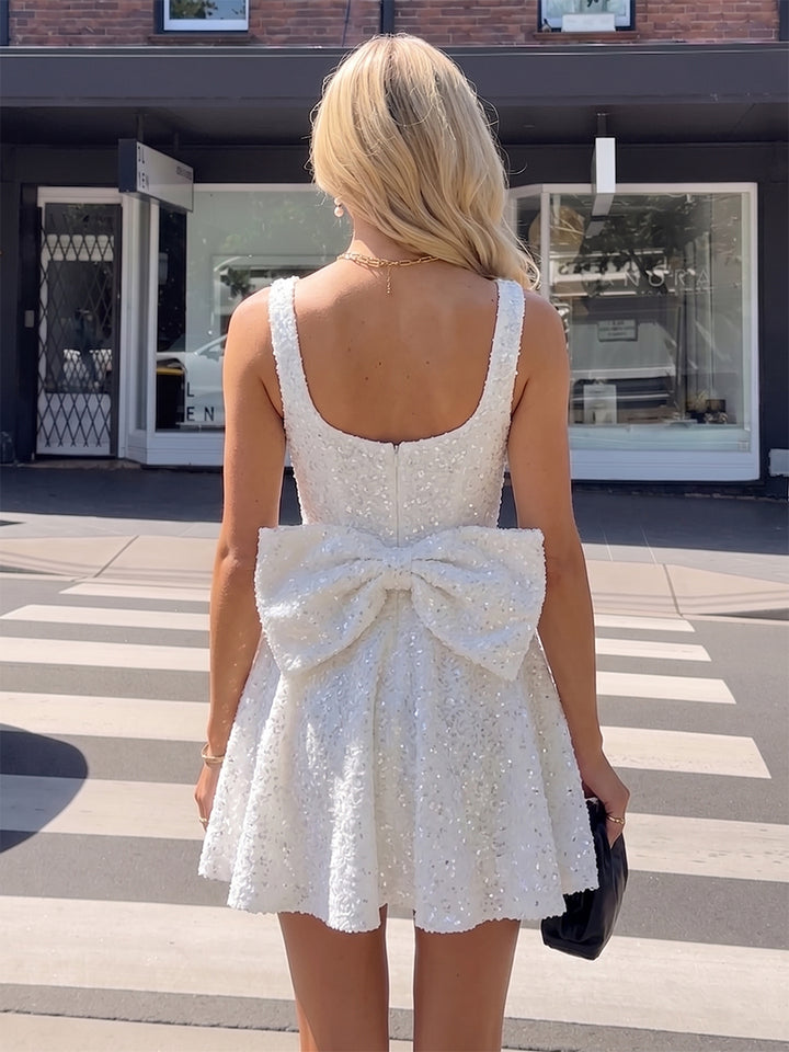 A-Line/Princess Square Neck Sleeveless Short/Mini Homecoming Dresses With Bowknot &amp; Sequins
