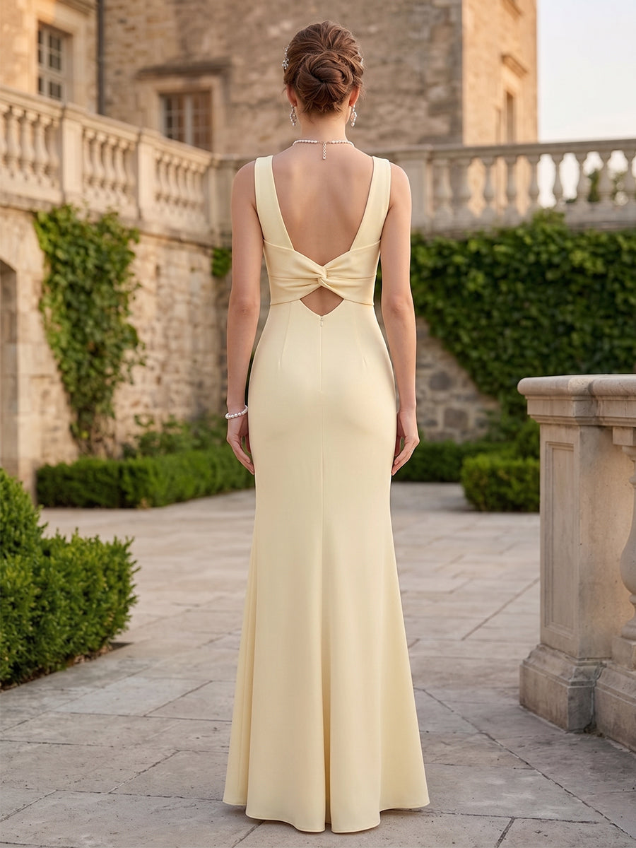 Trumpet/Mermaid Scoop Sleeveless Floor-Length Bridesmaid Dresses With Ruched