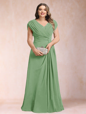A-Line/Princess V-Neck Chiffon Ruched Plus Size Mother of the Bride Dresses with Appliques & Beading