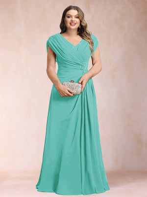 A-Line/Princess V-Neck Chiffon Ruched Plus Size Mother of the Bride Dresses with Appliques & Beading