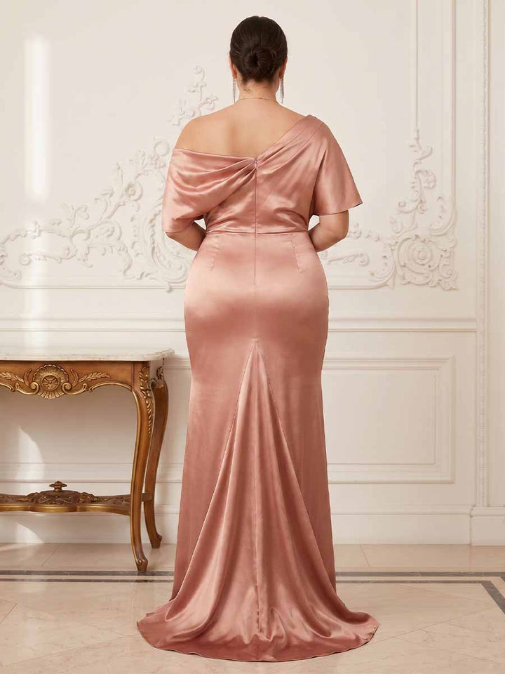 Trumpet/Mermaid One-Shoulder Short Sleeves Ruched Elegant Plus Size Mother of the Bride Dresses