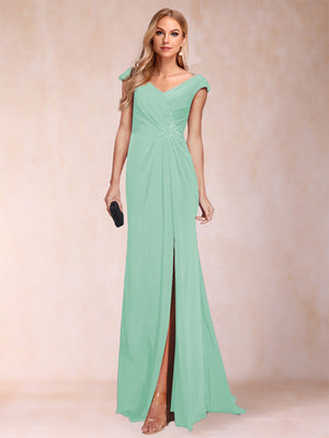 Sheath/Column V-Neck Ruched Mother of the Bride Dresses with Appliques & Split Side