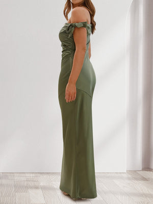 Sheath/Column Off-the-Shoulder Sleeveless Ruched Floor-Length Evening Dresses with Bow(s)