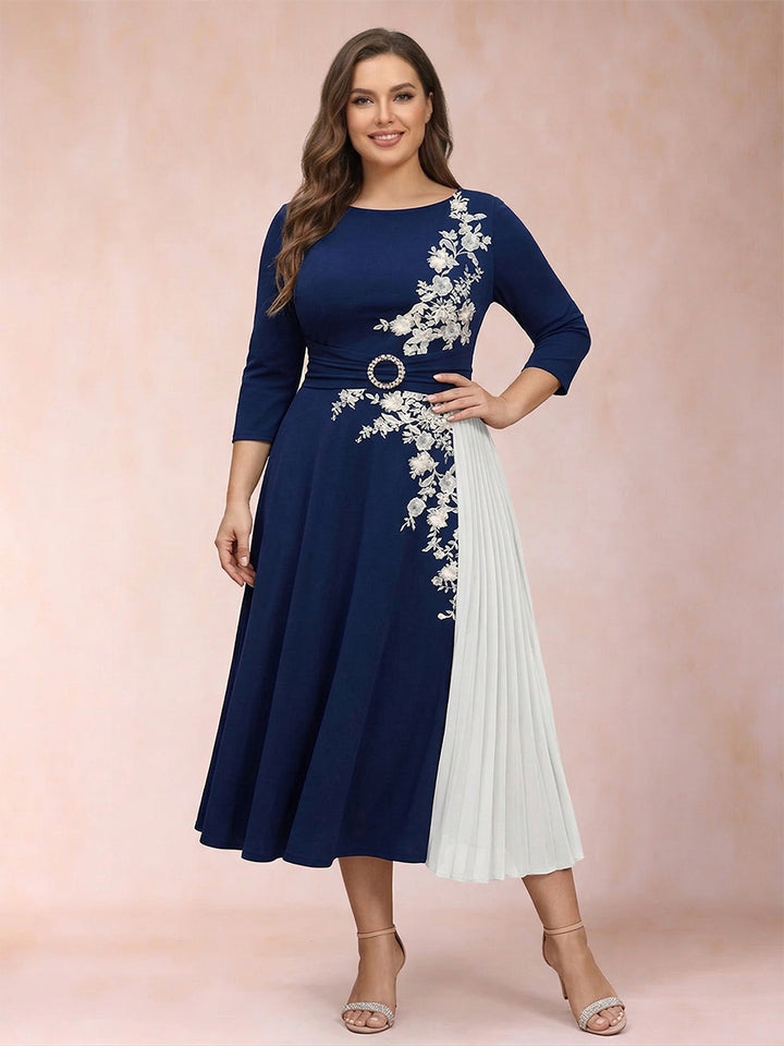 A-Line/Princess Scoop 3/4 Sleeves Plus Size Mother of the Bride Dresses with Applique
