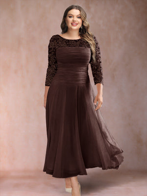 A-Line/Princess Scoop 3/4 Sleeves Plus Size Mother of the Bride Dresses with Applique