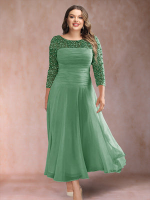 A-Line/Princess Scoop 3/4 Sleeves Plus Size Mother of the Bride Dresses with Applique