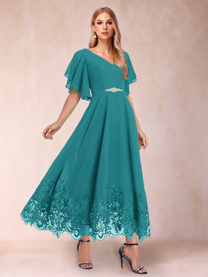 A-Line/Princess V-Neck Half Sleeves Mother of the Bride Dresses with Applique