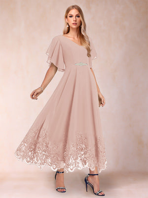 A-Line/Princess V-Neck Half Sleeves Mother of the Bride Dresses with Applique
