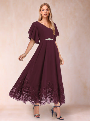 A-Line/Princess V-Neck Half Sleeves Mother of the Bride Dresses with Applique