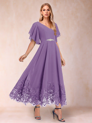 A-Line/Princess V-Neck Half Sleeves Mother of the Bride Dresses with Applique