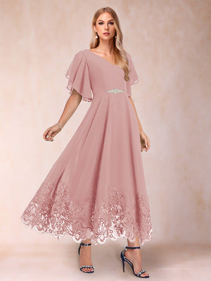 A-Line/Princess V-Neck Half Sleeves Mother of the Bride Dresses with Applique
