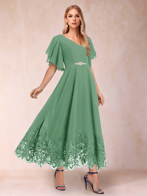 A-Line/Princess V-Neck Half Sleeves Mother of the Bride Dresses with Applique