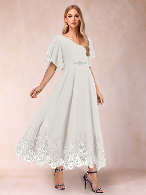 A-Line/Princess V-Neck Half Sleeves Mother of the Bride Dresses with Applique