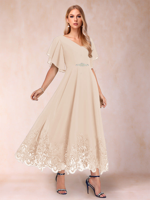A-Line/Princess V-Neck Half Sleeves Mother of the Bride Dresses with Applique