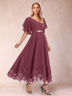 A-Line/Princess V-Neck Half Sleeves Mother of the Bride Dresses with Applique
