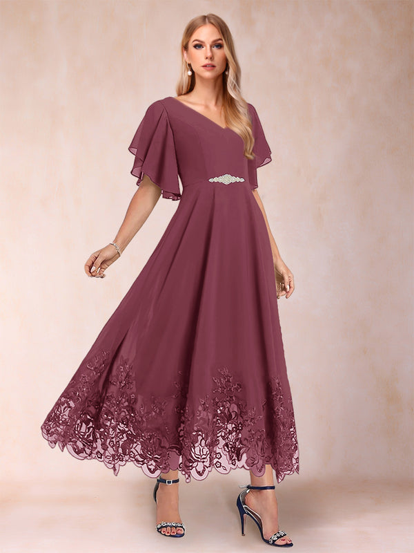 A-Line/Princess V-Neck Half Sleeves Mother of the Bride Dresses with Applique