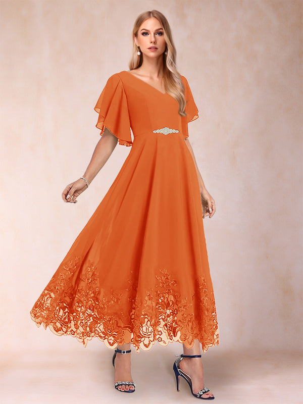 A-Line/Princess V-Neck Half Sleeves Mother of the Bride Dresses with Applique