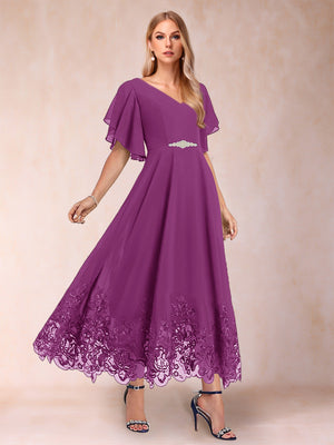 A-Line/Princess V-Neck Half Sleeves Mother of the Bride Dresses with Applique