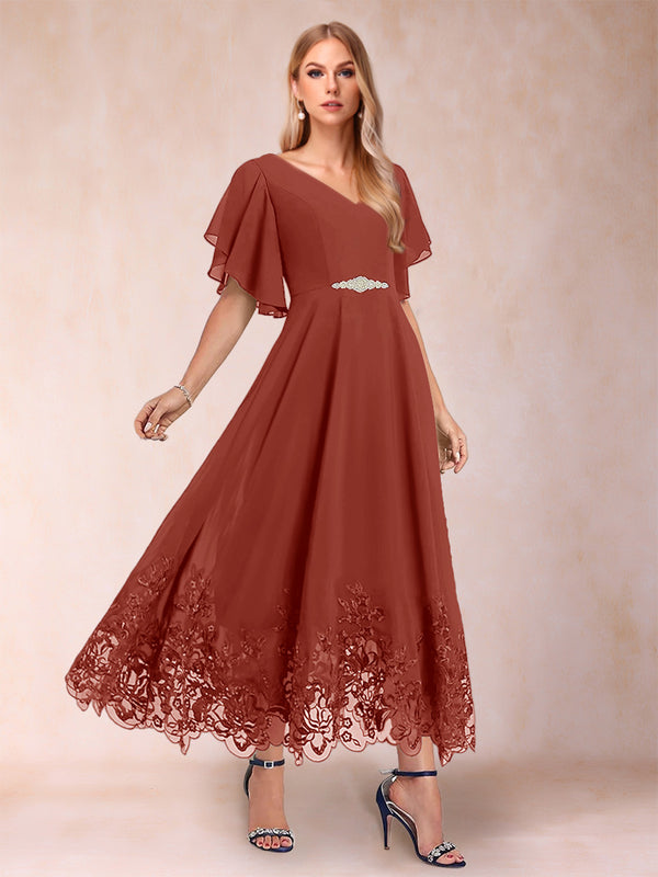 A-Line/Princess V-Neck Half Sleeves Mother of the Bride Dresses with Applique