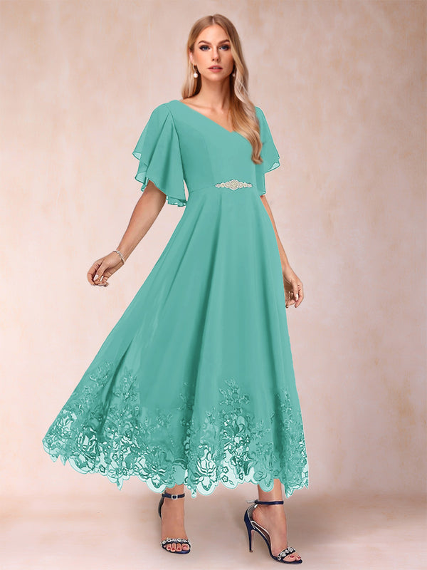 A-Line/Princess V-Neck Half Sleeves Mother of the Bride Dresses with Applique