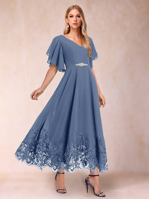 A-Line/Princess V-Neck Half Sleeves Mother of the Bride Dresses with Applique