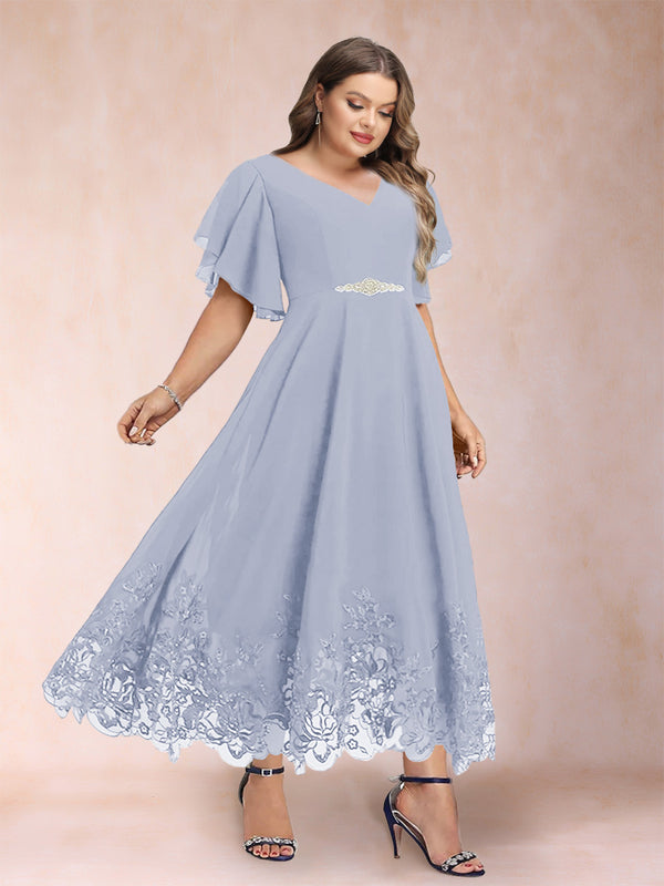 A-Line/Princess V-Neck Half Sleeves Plus Size Mother of the Bride Dresses with Applique