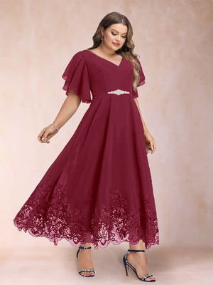 A-Line/Princess V-Neck Half Sleeves Plus Size Mother of the Bride Dresses with Applique