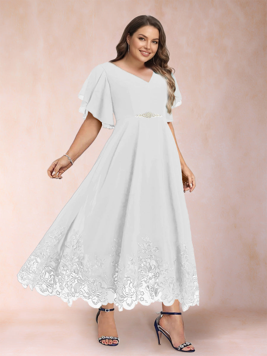 A-Line/Princess V-Neck Half Sleeves Plus Size Mother of the Bride Dresses with Applique