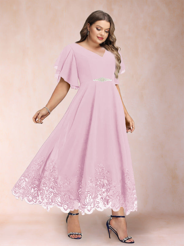 A-Line/Princess V-Neck Half Sleeves Plus Size Mother of the Bride Dresses with Applique