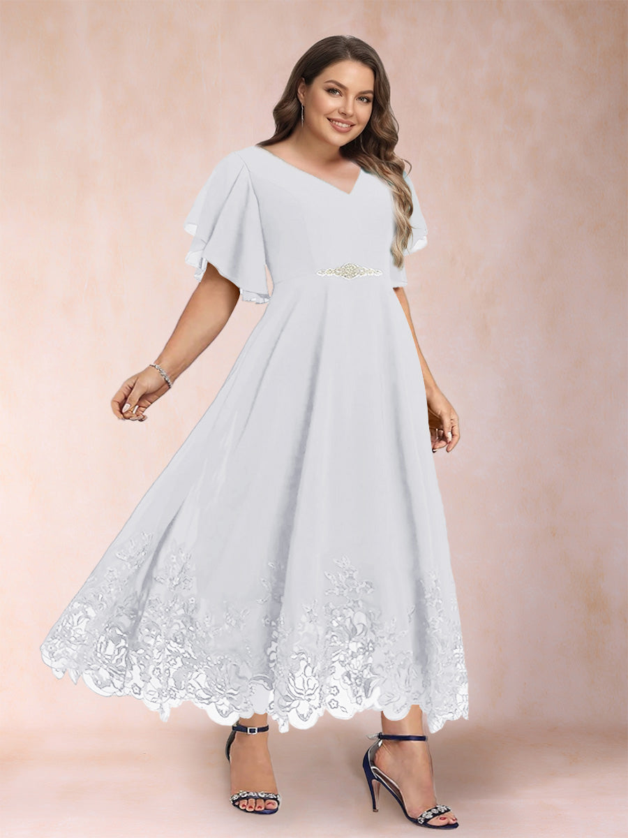A-Line/Princess V-Neck Half Sleeves Plus Size Mother of the Bride Dresses with Applique