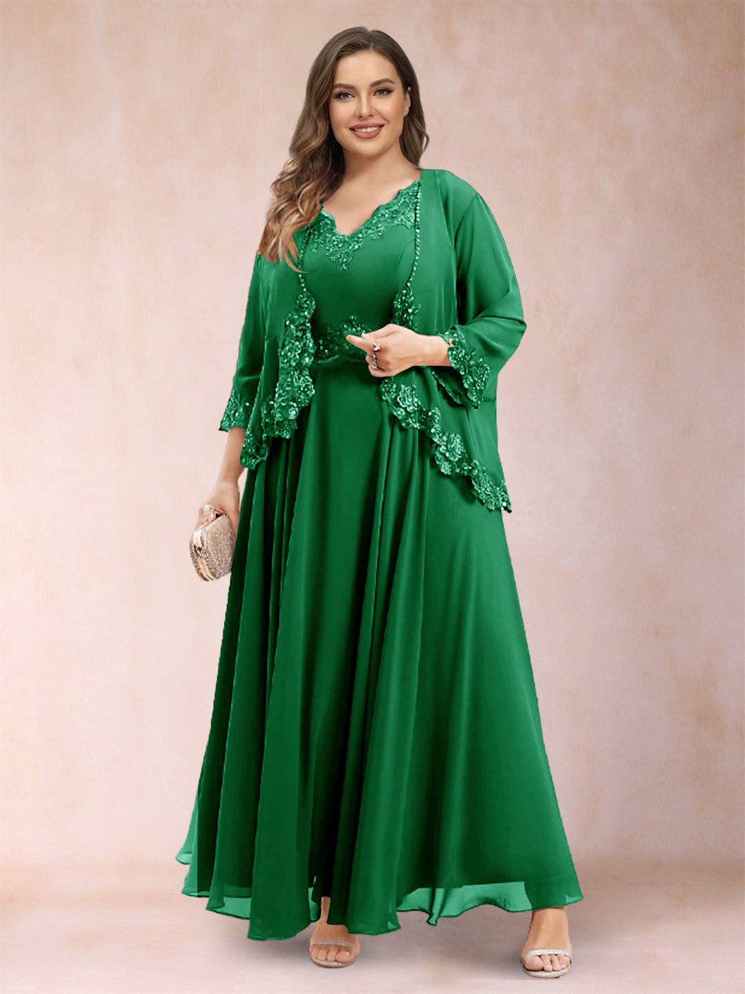 A-Line/Princess V-Neck 3/4 Sleeves 2 Pieces Plus Size Mother of the Bride Dresses with Applique