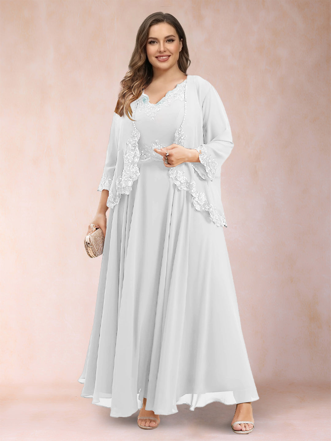 A-Line/Princess V-Neck 3/4 Sleeves 2 Pieces Plus Size Mother of the Bride Dresses with Applique