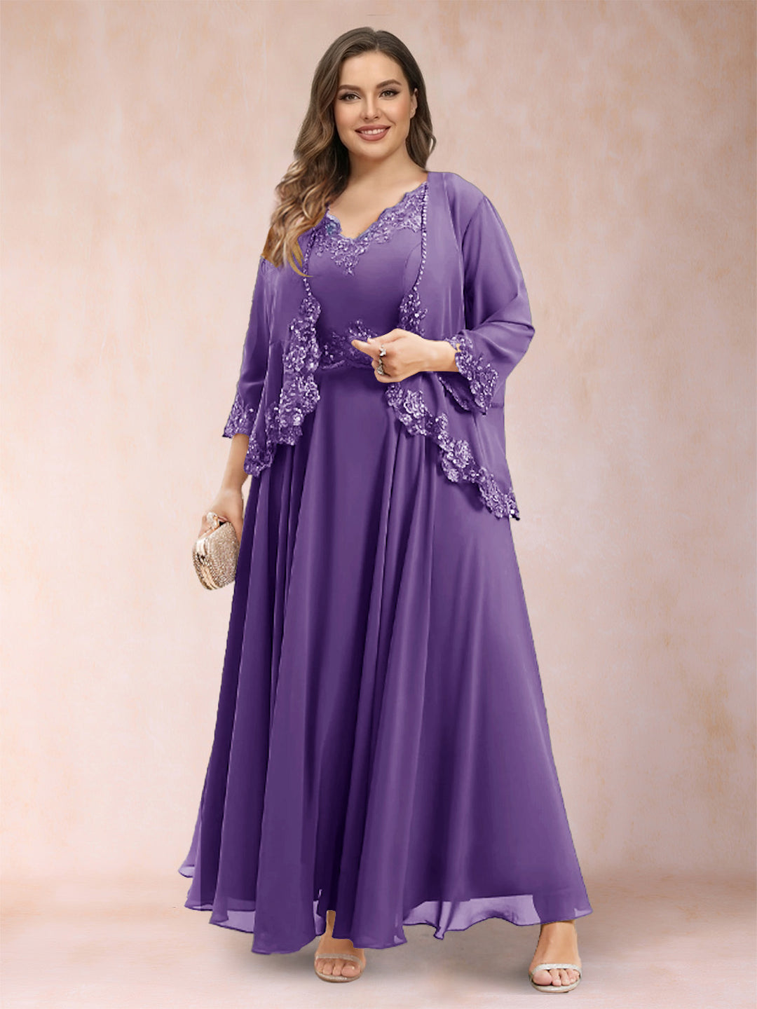 A-Line/Princess V-Neck 3/4 Sleeves 2 Pieces Plus Size Mother of the Bride Dresses with Applique