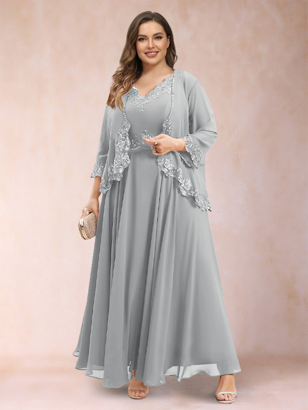 A-Line/Princess V-Neck 3/4 Sleeves 2 Pieces Plus Size Mother of the Bride Dresses with Applique