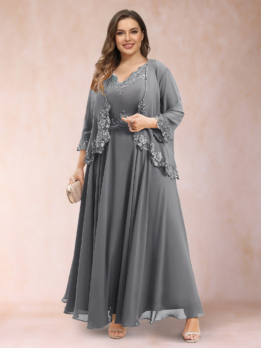 A-Line/Princess V-Neck 3/4 Sleeves 2 Pieces Plus Size Mother of the Bride Dresses with Applique