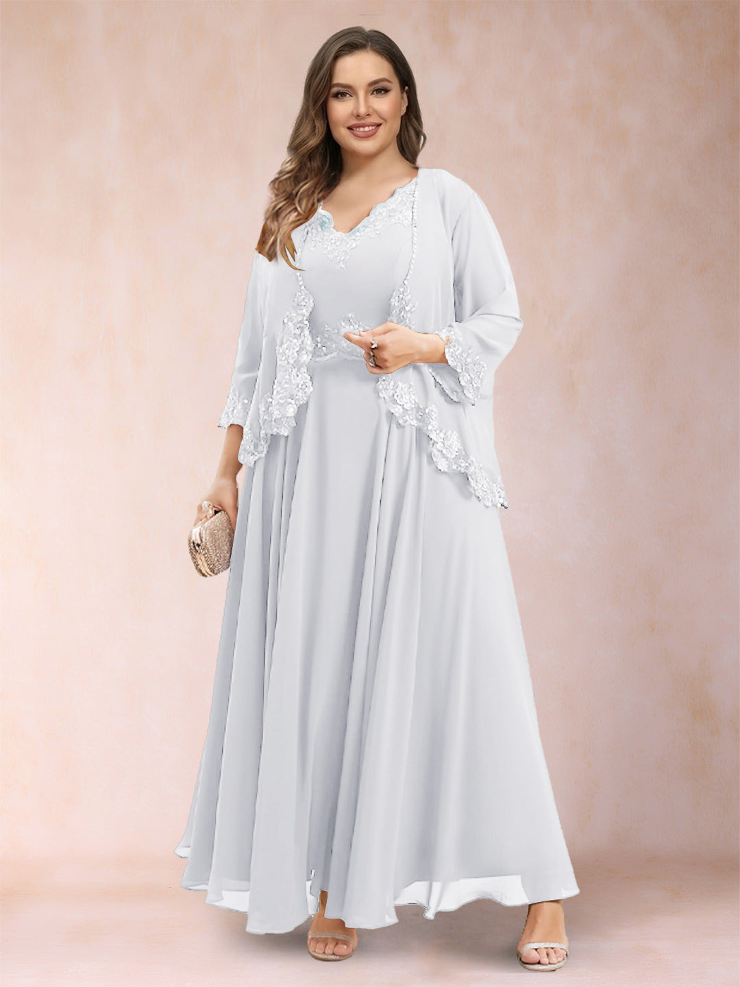 A-Line/Princess V-Neck 3/4 Sleeves 2 Pieces Plus Size Mother of the Bride Dresses with Applique