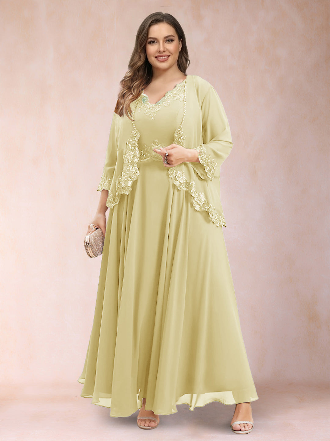 A-Line/Princess V-Neck 3/4 Sleeves 2 Pieces Plus Size Mother of the Bride Dresses with Applique