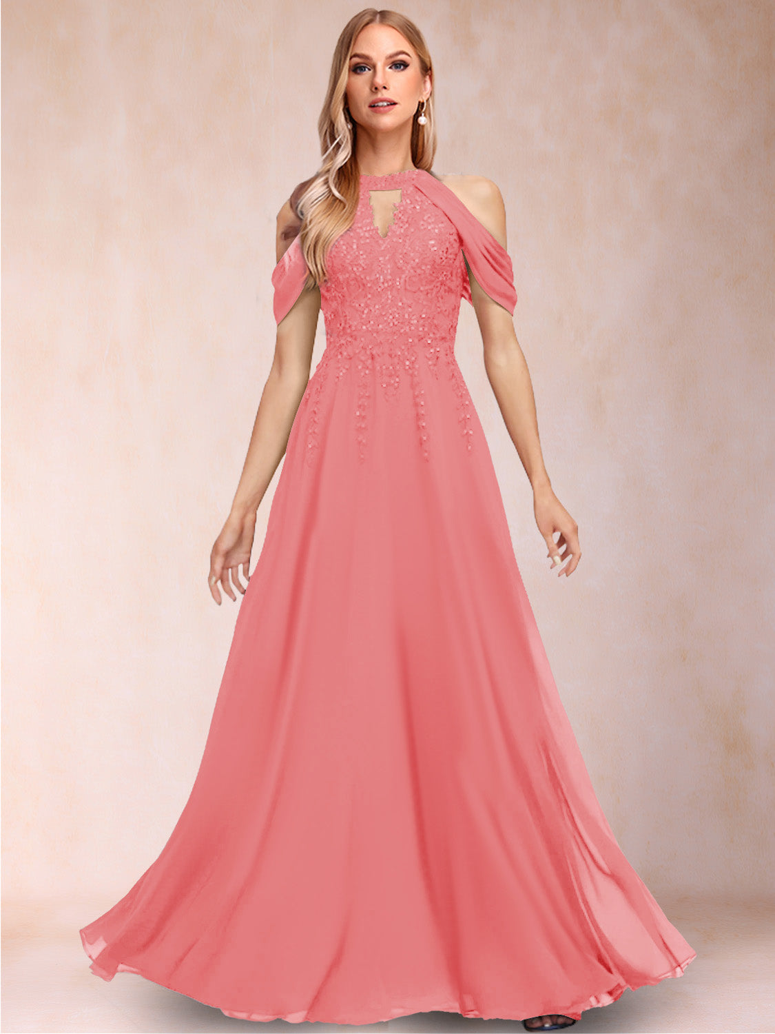 A-Line/Princess Cold Shoulder Short Sleeves Mother of the Bride Dresses with Applique