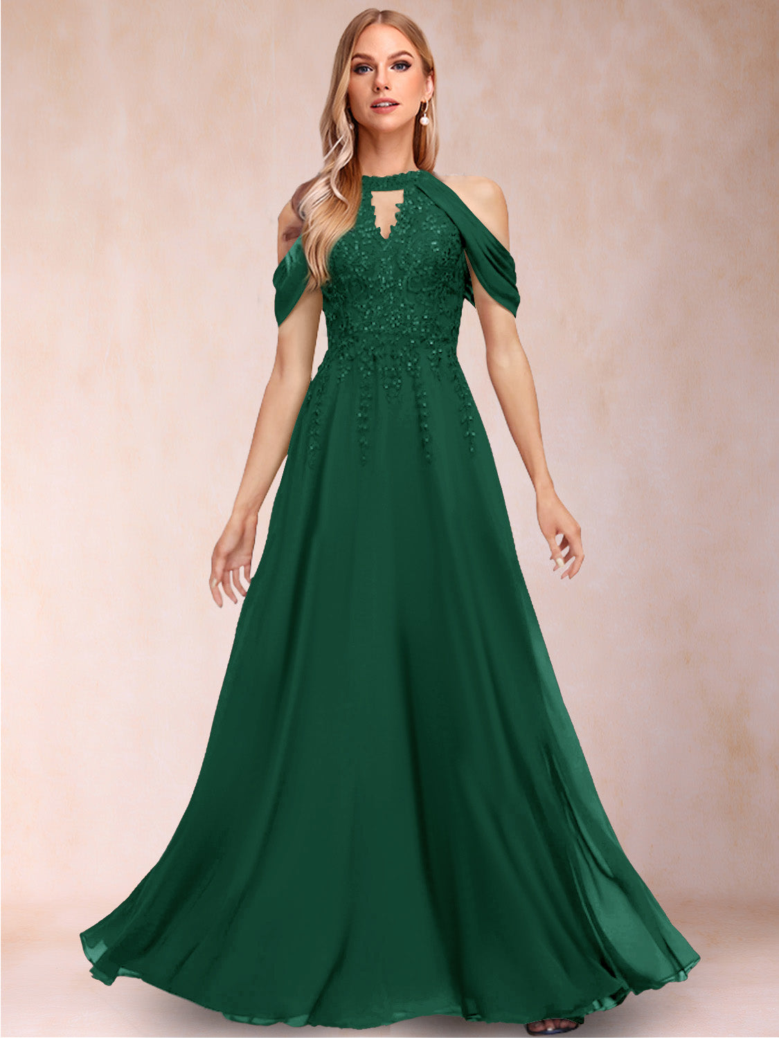 A-Line/Princess Cold Shoulder Short Sleeves Mother of the Bride Dresses with Applique