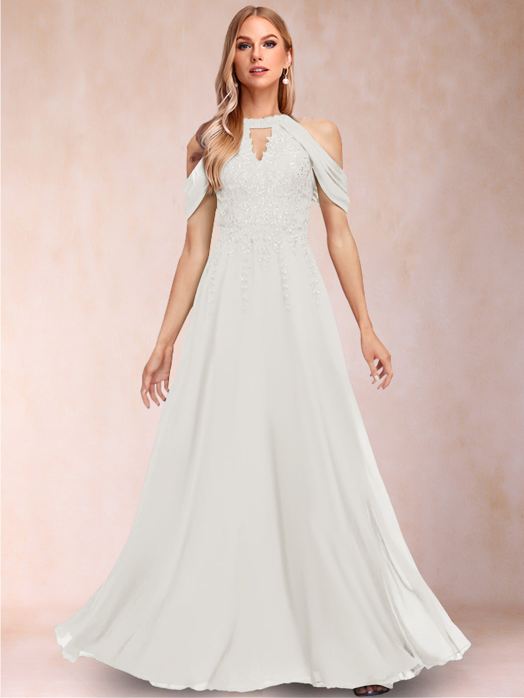 A-Line/Princess Cold Shoulder Short Sleeves Mother of the Bride Dresses with Applique